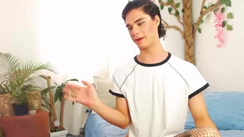 Jhuan Nhez online show from 04.17.26