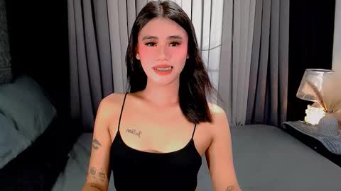 jhuliana_and_charles_room online show from 10.09.25