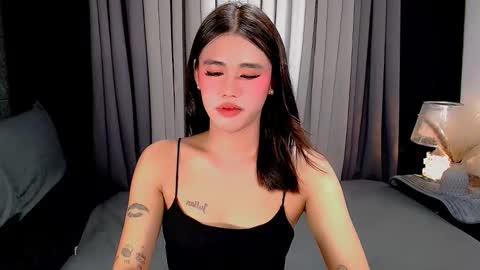 jhuliana_and_charles_room online show from 10.13.25