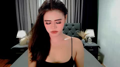 jhuliana_and_charles_room online show from 04.29.26