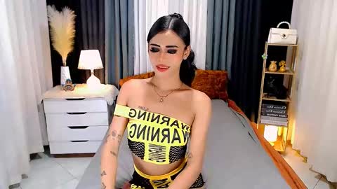 julie online show from 02.19.25