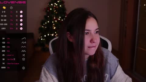 jia_lisaa online show from 01.07.25