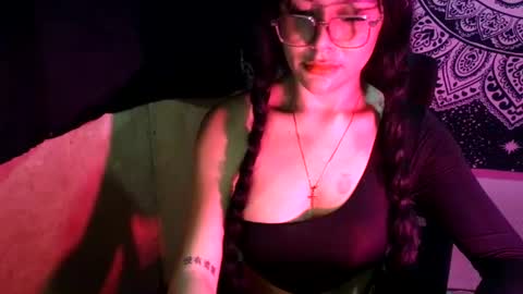 Snapshot of jillian_fuckdoll chatting on 06.17.26 jillian_fuckdoll online show from 06.17.26