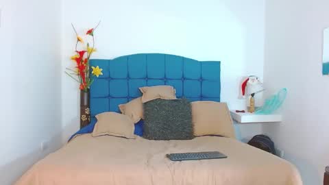 Snapshot of jim_whitte chatting on 12.24.24 Jim Whitte online show from 12.24.24