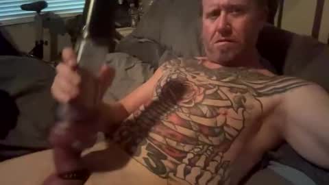 Snapshot of jimboslice4u2 chatting on 11.15.25 jimboslice4u2 online show from 11.15.25