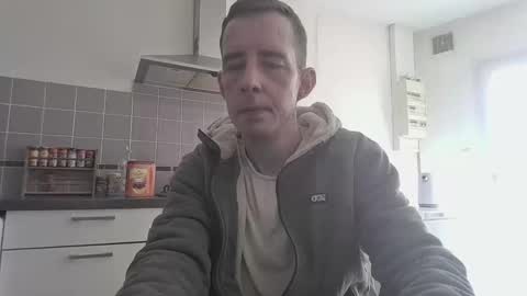 Snapshot of jin16000 chatting on 04.05.26 jin16000 online show from 04.05.26