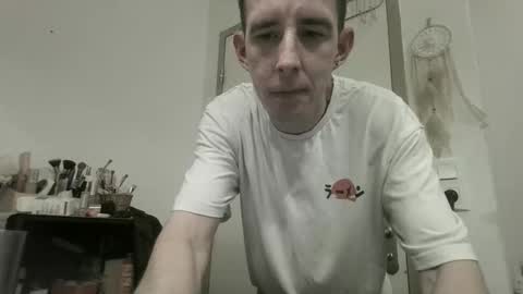 Snapshot of jin16000 chatting on 04.14.26 jin16000 online show from 04.14.26