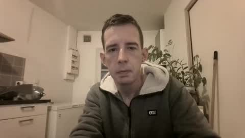 Snapshot of jin16000 chatting on 04.15.26 jin16000 online show from 04.15.26