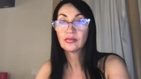 jinaluv online show from 06.12.26