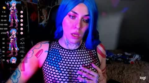 Snapshot of jinx_25 chatting on 01.10.25 Jinx online show from 01.10.25