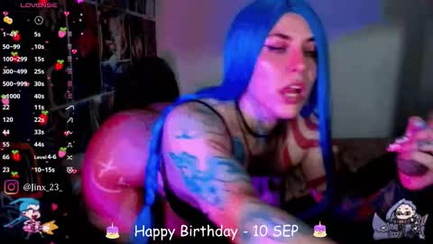Snapshot of jinx_25 chatting on 09.10.25 Jinx online show from 09.10.25