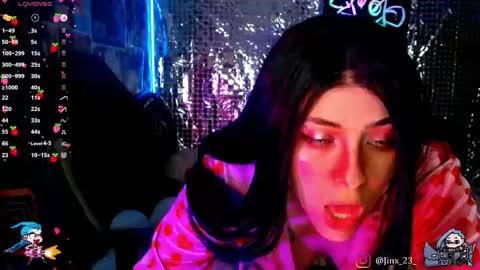 Snapshot of jinx_25 chatting on 11.06.25 Jinx online show from 11.06.25