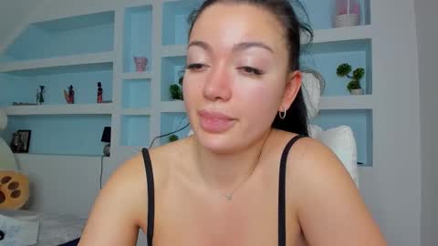 Snapshot of jisselle chatting on 02.03.26 Juliee online show from 02.03.26