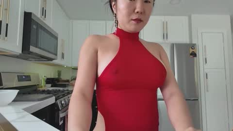 Jiwon online show from 03.21.26