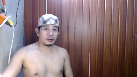 jjboy74472 online show from 10.25.25