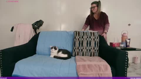 Nicole  Allen online show from 01.23.25