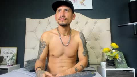 jm_hot_ online show from 02.16.25