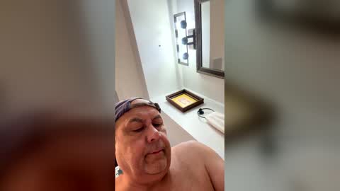 Snapshot of jma120 chatting on 04.06.26 jma120 online show from 04.06.26