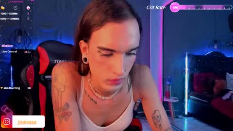 Snapshot of joaisaza chatting on 02.11.25 Joa Isaza online show from 02.11.25