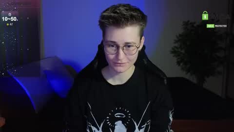 Snapshot of joan_night chatting on 10.31.25 J online show from 10.31.25