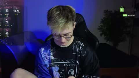 Snapshot of joan_night chatting on 11.25.25 J online show from 11.25.25