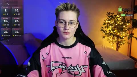 Snapshot of joan_night chatting on 12.14.25 J online show from 12.14.25