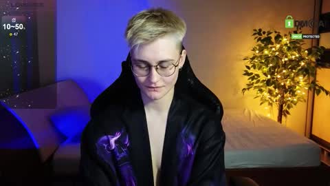 Snapshot of joan_night chatting on 01.08.26 J online show from 01.08.26