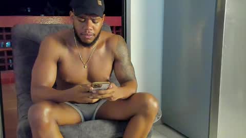 JOAN SAENZ online show from 01.16.25