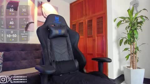 Snapshot of joan_soto chatting on 09.09.25 joan_soto online show from 09.09.25