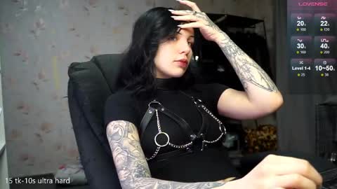 joan_wilson online show from 05.11.26