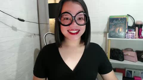 Snapshot of joanagorgeous chatting on 01.22.25 Joana online show from 01.22.25