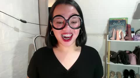 Snapshot of joanagorgeous chatting on 02.12.25 Joana online show from 02.12.25