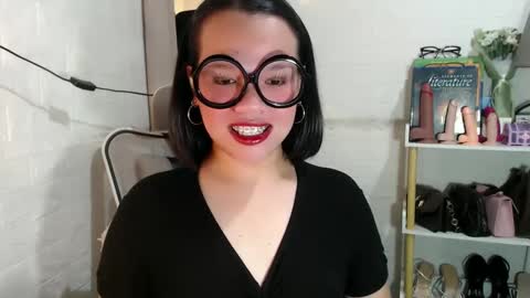 Snapshot of joanagorgeous chatting on 02.15.25 Joana online show from 02.15.25