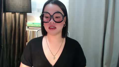 Snapshot of joanagorgeous chatting on 09.11.25 Joana online show from 09.11.25