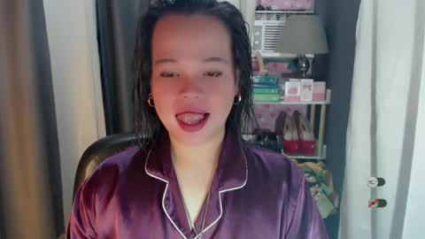 Joana online show from 06.17.26