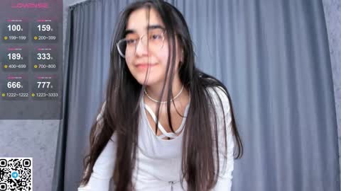 Mia online show from 01.06.25