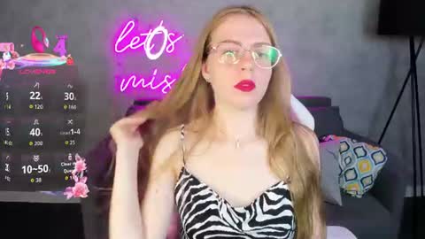 joann_shermann online show from 06.19.26