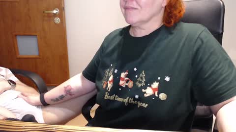 Snapshot of joannaandneighbour chatting on 12.26.24 Joanna and Greg online show from 12.26.24