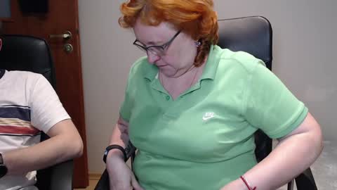 Snapshot of joannaandneighbour chatting on 01.26.25 Joanna and Greg online show from 01.26.25