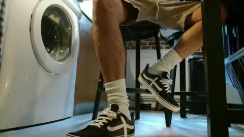 Snapshot of jobbeduval chatting on 02.08.25 GUILLAUME feet and socks online show from 02.08.25