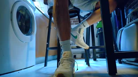 Snapshot of jobbeduval chatting on 03.09.25 GUILLAUME feet and socks online show from 03.09.25