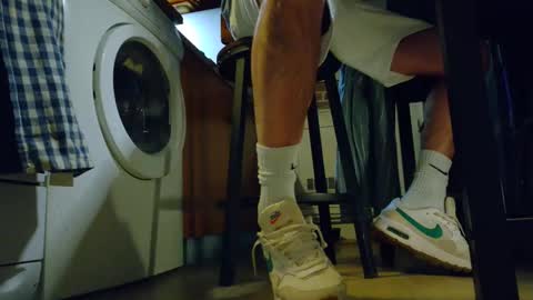 Snapshot of jobbeduval chatting on 03.09.25 GUILLAUME feet and socks online show from 03.09.25