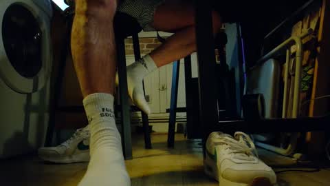 Snapshot of jobbeduval chatting on 03.11.25 GUILLAUME feet and socks online show from 03.11.25