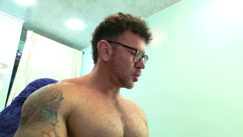 Snapshot of jocobo_hot chatting on 02.04.26 jacobo online show from 02.04.26