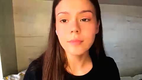 Snapshot of jodeesolarz chatting on 03.22.26 Mila online show from 03.22.26