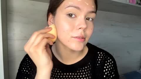 Snapshot of jodeesolarz chatting on 04.03.26 Mila online show from 04.03.26