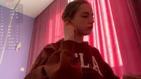 Snapshot of jodyallenson chatting on 11.04.25 Lina online show from 11.04.25