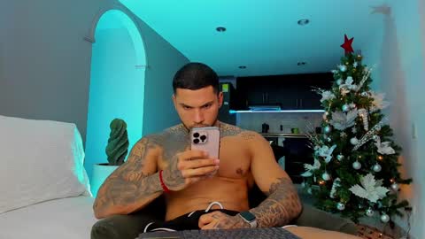 joe_esthetic online show from 12.03.24