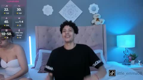 Snapshot of joeandemma chatting on 11.04.25 Emma Joe online show from 11.04.25