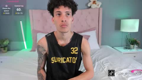 Snapshot of joeandemma chatting on 11.05.25 Emma Joe online show from 11.05.25